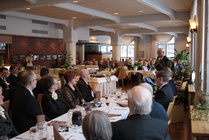 Juhlapuheen piti entisen Oulun läänin maaherra Eino Siuruainen.