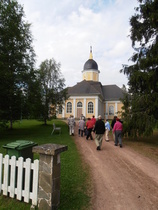 Seuraavaksi tutustuimme Hyrynsalmen kauniiseen puukirkkoon.