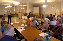 Reino Helttunen kertoi faktoja tervan kulta-ajasta.