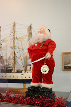 Satamaruokalan merihenkinen sisustus oli joulutunnelmissa.